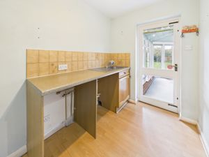 Utility Room- click for photo gallery